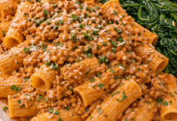 Ground Turkey Vodka Bolognese - Mass Gainer Ground Turkey Vodka Bolognese - Mass Gainer