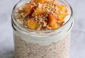 Peach Crumble Oats